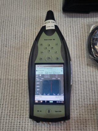 Sonómetro Brüel & Kjær Type 2250 para piezas