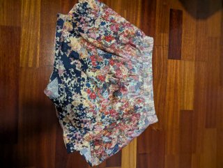 Falda pantalón estampada floral