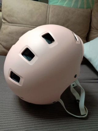 Casco Oxelo rosa skate y bici