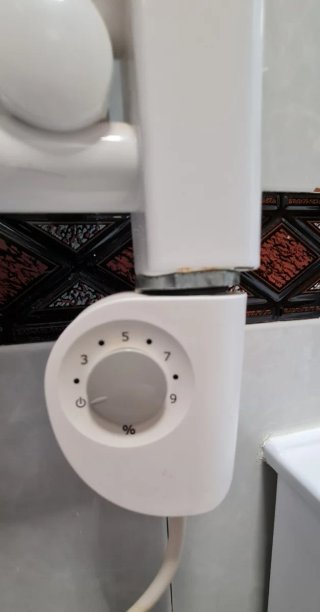 Radiador Eléctrico Toallero Blanco