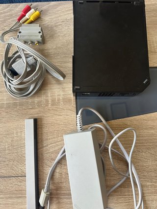 Lote Nintendo WII + Mandos y Juegos