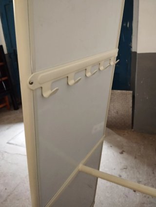 Espejo de pie Ikea blanco metálico