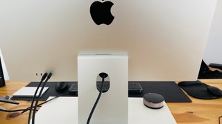 Apple Studio Display 27 - Daño leve