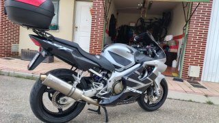 Honda CBR 600F Sportbike Plata/Negra