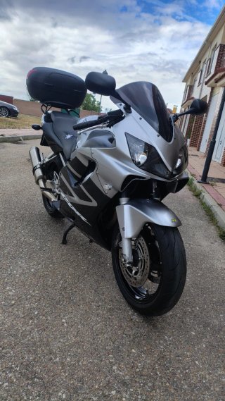Honda CBR 600F Sportbike Plata/Negra