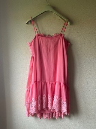 Vestido corto tirantes encaje