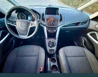 Opel Zafira 2016
