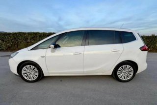 Opel Zafira 2016