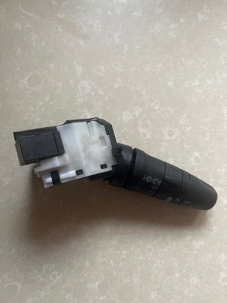 Mando Limpiaparabrisas Nissan Note