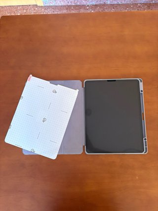 iPad Pro 12.9 4ª Gen + Magic Keyboard + Extras