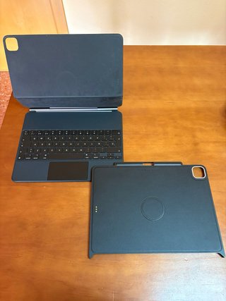 iPad Pro 12.9 4ª Gen + Magic Keyboard + Extras