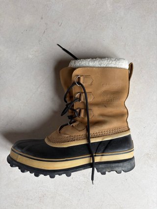 Botas Sorel Caribou Marrón y Negro