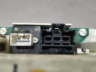 CONSOLA CENTRAL DAEWOO NUBIRA BERLINA 96555041