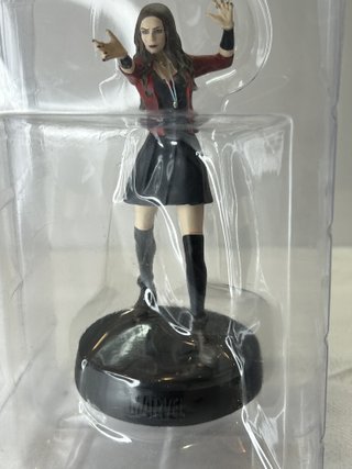 Scarlet Witch Eaglemoss Marvel Avengers