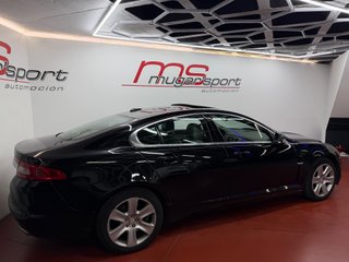 Jaguar XF 2.7D V6 Premium Luxury