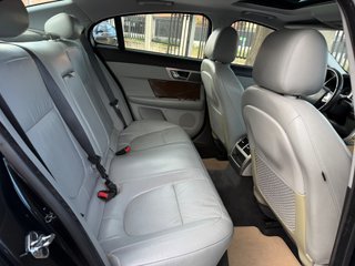 Jaguar XF 2.7D V6 Premium Luxury