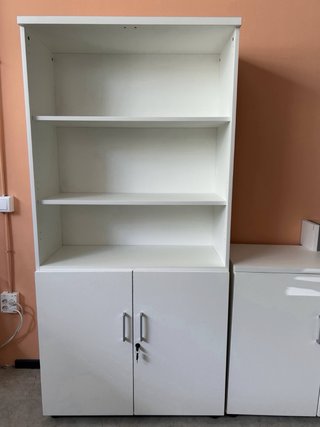 Armarios y mesas de Oficina nuevos