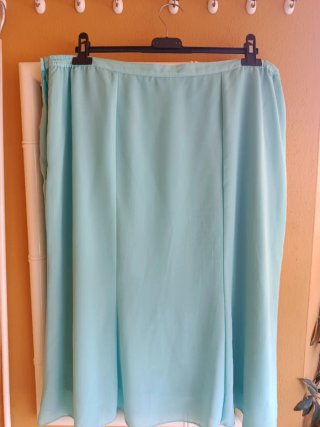 Traje dos piezas bordado Curvy