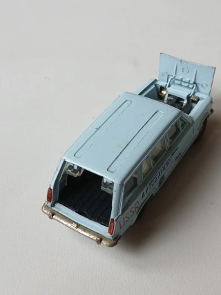 Miniatura coleccionable de un VAZ-2102