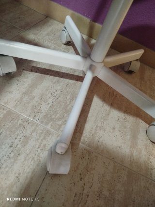 Silla de escritorio regulable en altura