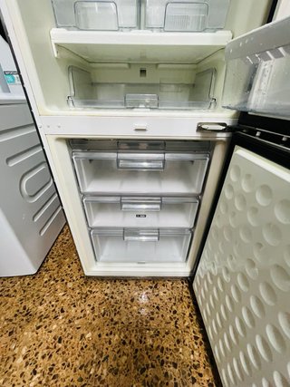 Nevera Smeg Gris con Garantía