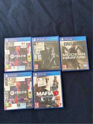 PS4 (PlayStation 4) Negra + 2 Mandos