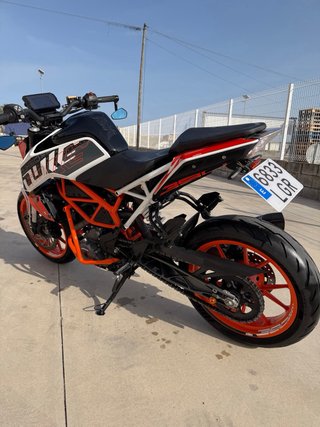 KTM 390 Duke NAKED  17000km del 2020