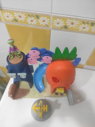 Casa Bob Esponja y Calamardo
