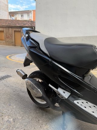 Peugeot 50cc Scooter Negra