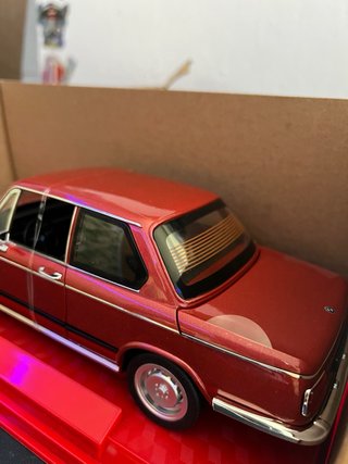 Bmw 2002 tii 1:18 NUEVO