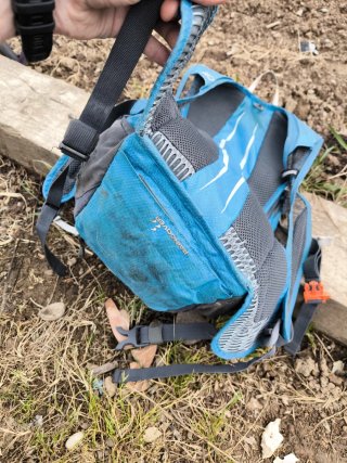 Mochila Ferrino Azul y Gris