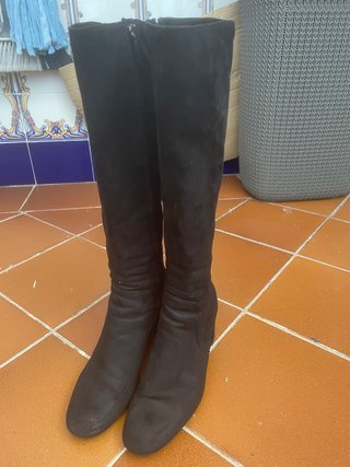 Botas altas negras