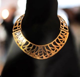 Collar Choker Dorado Estilo Geométrico
