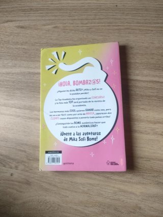 Libro Mika y Sofi Booms