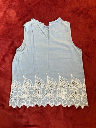 Blusa sin mangas con bordado talla S