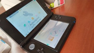 Nintendo 3DS XL grigio