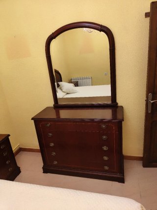 Dormitorio completo madera