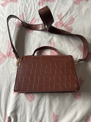 Bolso Pimkie marrón cocodrilo