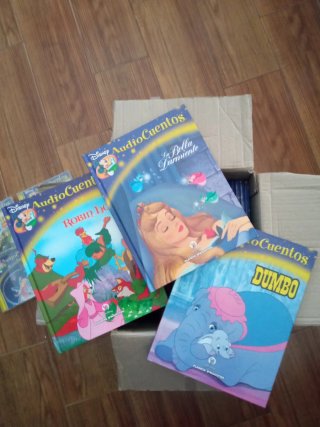 Cuentos con audiolibros DISNEY