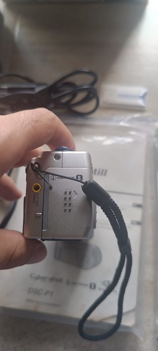 Camara Compacta Digital Sony Cyber-shot DSC-P1