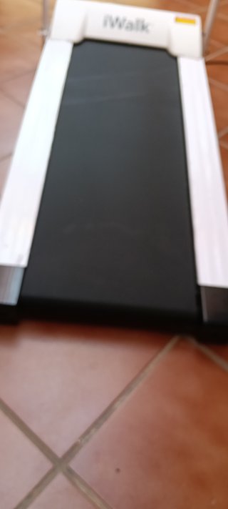 Cinta de correr iWalk blanca y negra