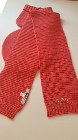 Conjunto DKNY gorro, bufanda y manoplas 12-24m