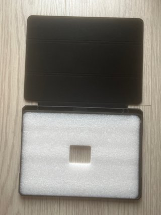 Funda TIMOVO para iPad 10.2 Negro/Rojo