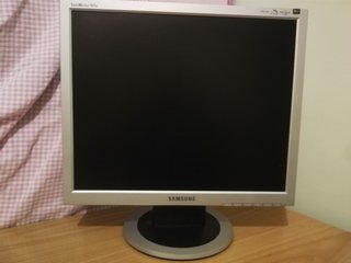 Monitor Samsung SyncMaster 901N LCD 19