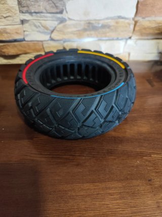 Neumático Macizo Patinete 9X3.0-5.5