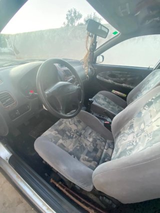 Mitsubishi Carisma 1999