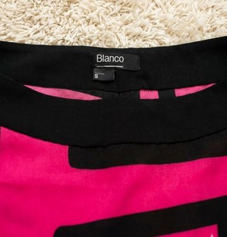 Vestido estampado rosa y negro