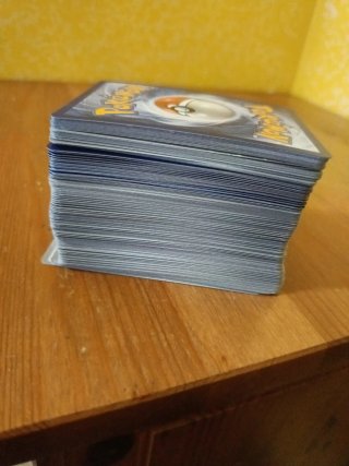 180 carte Pokémon Rivali predestinati