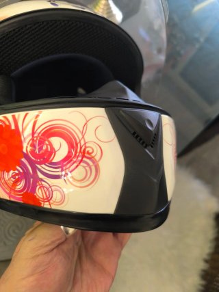 Casco Shiro Blanco con Diseño Floral