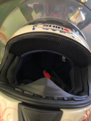 Casco Shiro Blanco con Diseño Floral